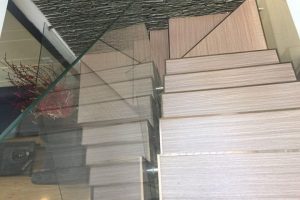 Nhà đẹp hẻm Nguyễn Thị Minh Khai giá tốt.