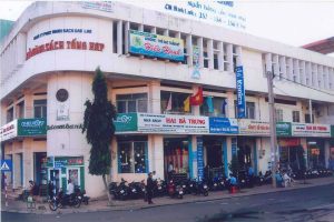 BÁN NHÀ MẶT TIỀN ĐƯỜNG HAI BÀ TRƯNG ĐỐI DIỆN KHÁCH SẠN SÀI GÒN BAN MÊ